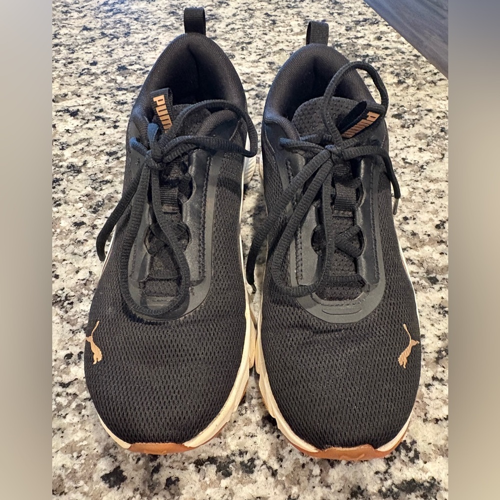 Puma Classic Black Sneakers